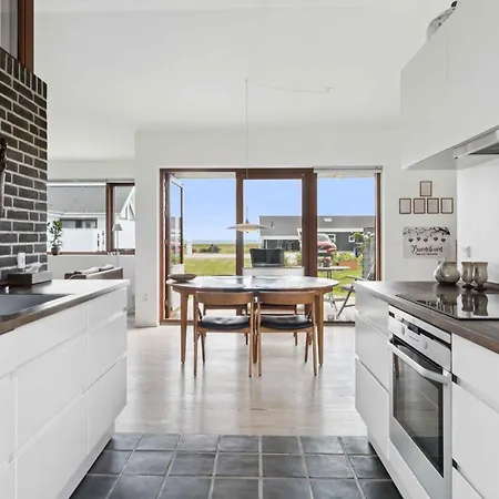 Holiday home Beautiful In As Vig, 100 M From The *