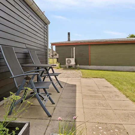 Holiday home Beautiful In As Vig, 100 M From The *